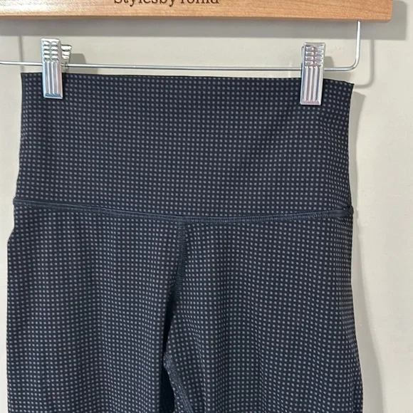 Everlane Perform Leggings Womens Grid High Rise Activewear Black Gray Pant Sz XS